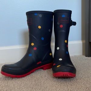 Joules Navy Polka Dot Molly Short Rain Boot - Women. Size 8
